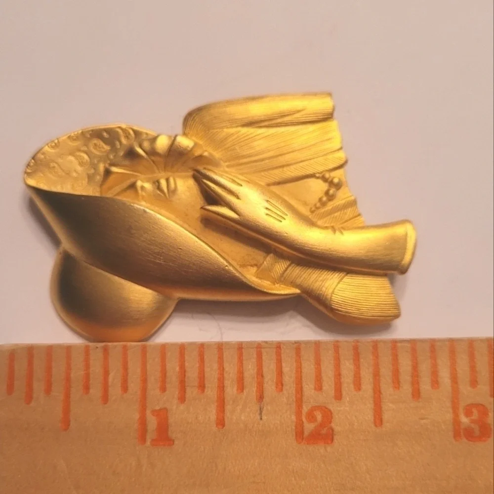 Vintage JJ 1988 Gold Lady‎ with Hat Brooch